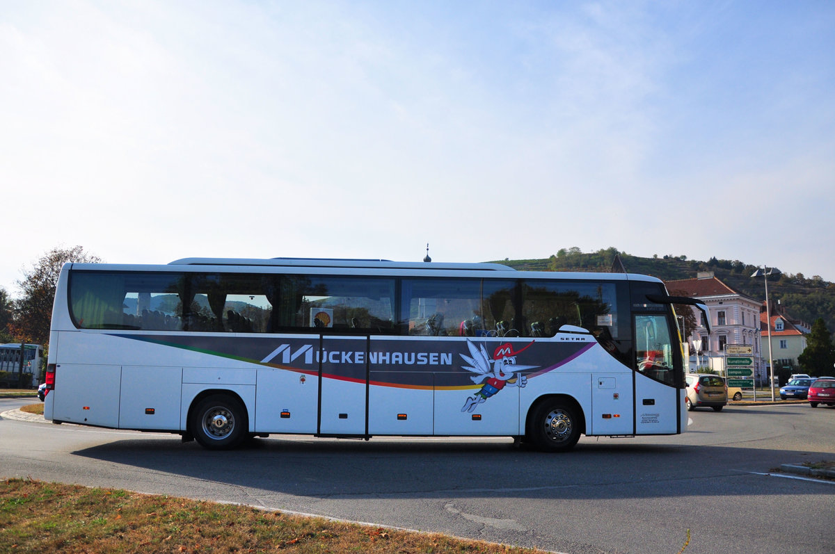 Setra 415 GT-HD von M�ckenhausen Reisen aus der BRD in Krems.