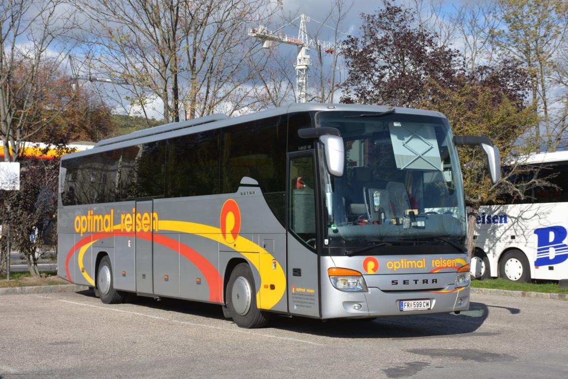 Setra 415 GT-HD von Optimal Reisen aus �sterreich 10/2017 in Krems.