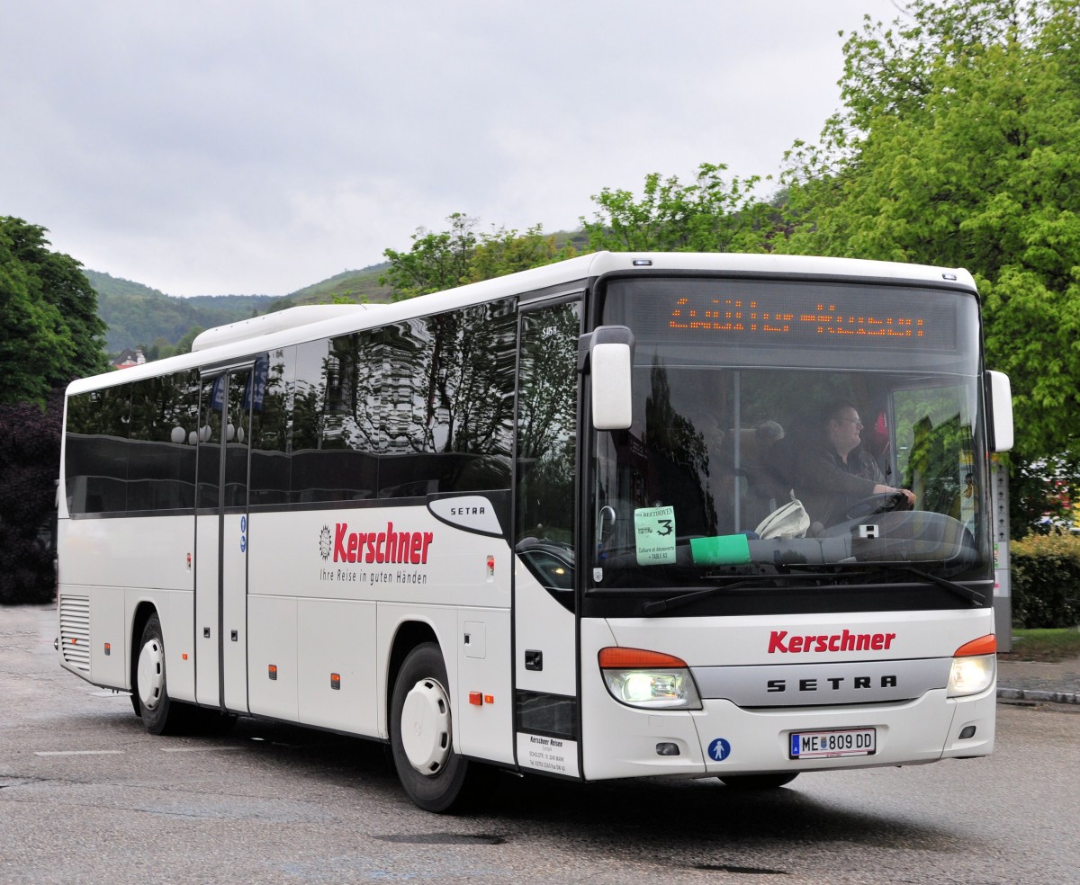 Setra 415 H von Kerschner Reisen aus �sterreich am 17.Mai 2014 in Krems unterwegs.