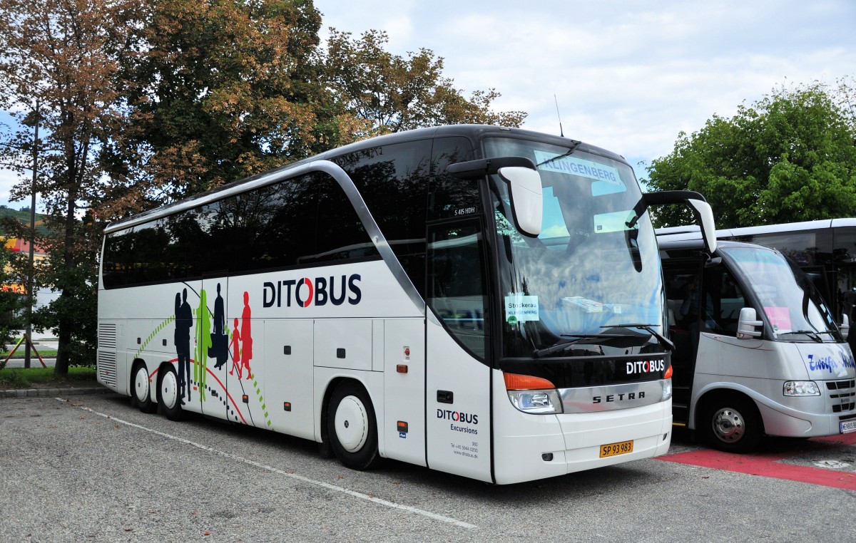 SETRA 415 HDH aus D�nemark im August 2013 in Krems.