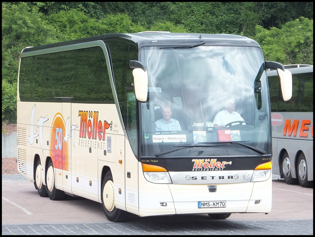 Setra 415 HDH von M�ller Reisedienst aus Deutschland im Stadthafen Sassnitz.