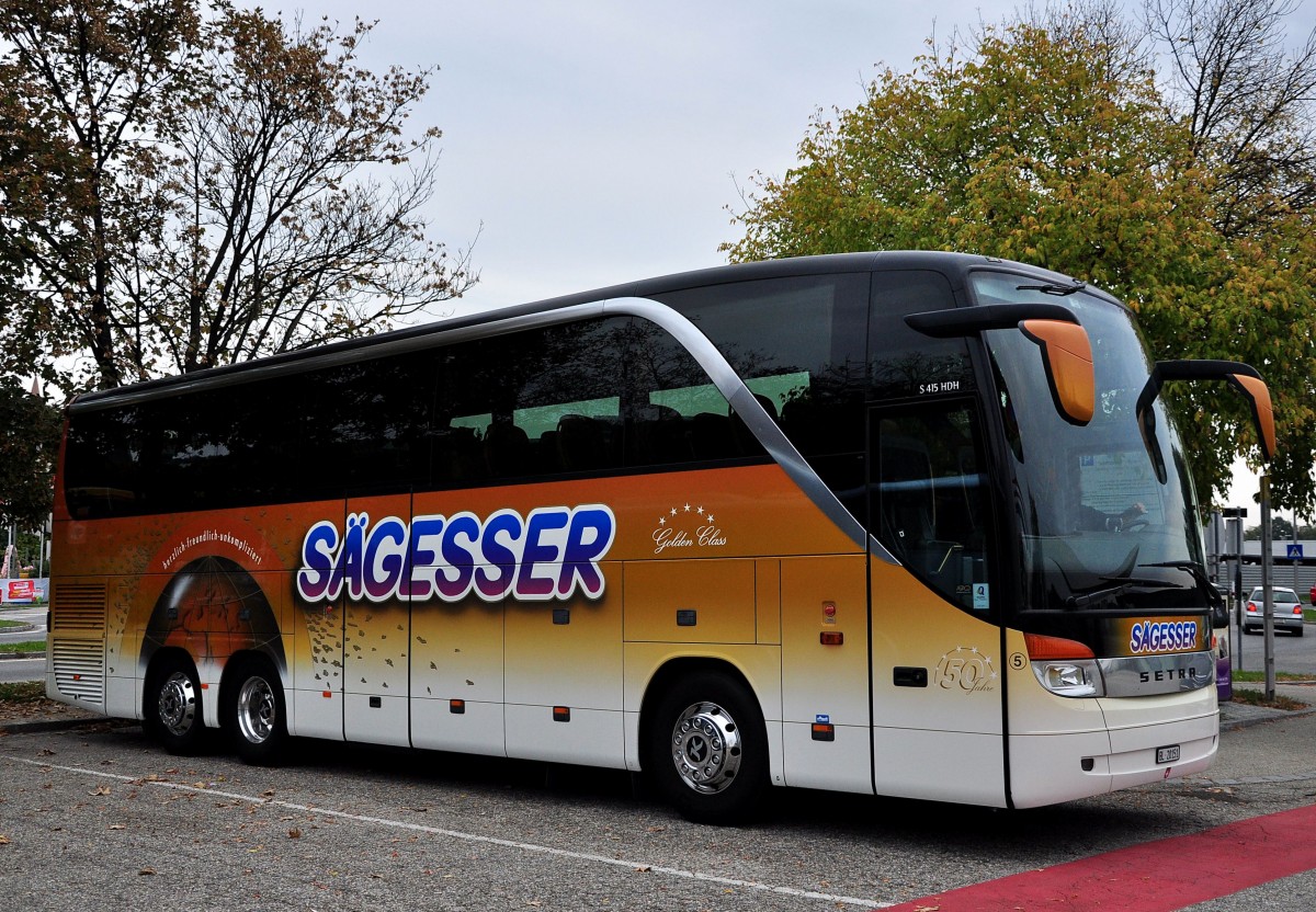 Setra 415 HDH von S�gesser / Schweiz im Herbst 2013 in Krems.