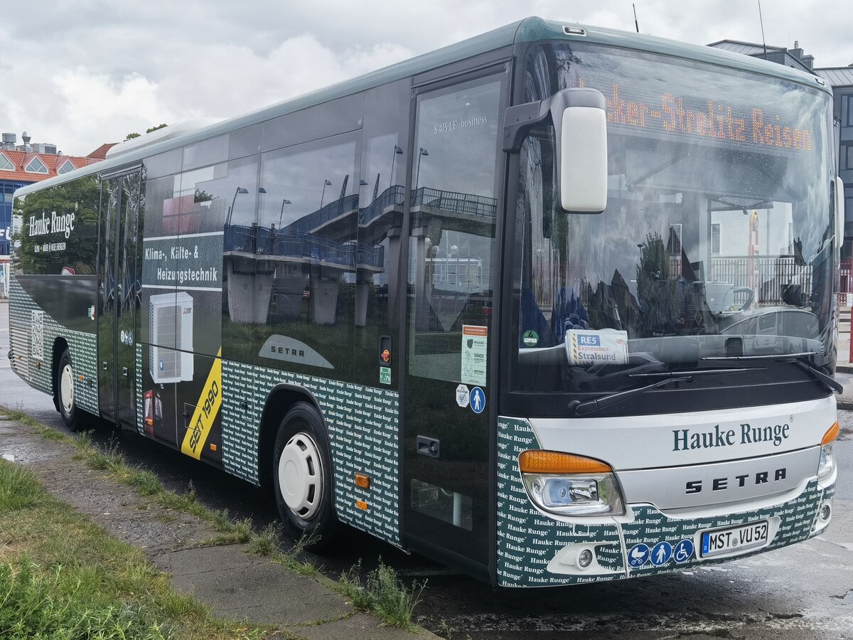 Setra 415 LE Business von Unger aus Deutschland in Neubrandenburg.