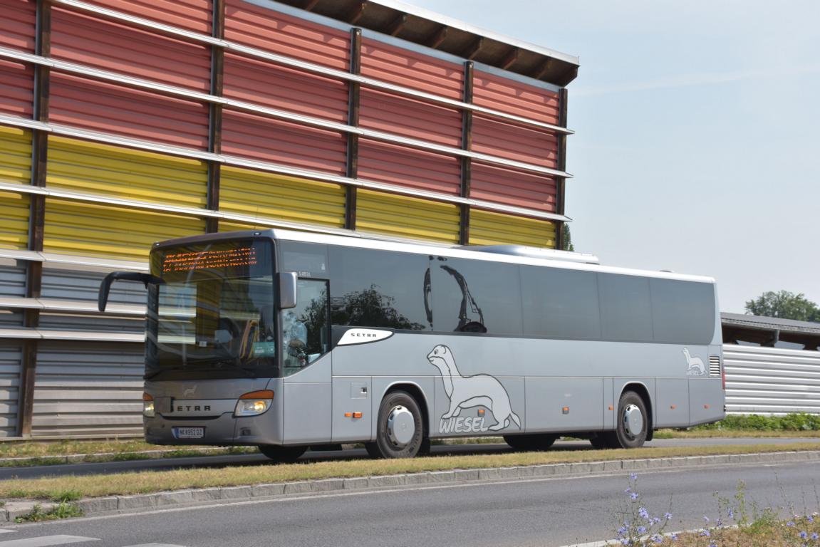 Setra 415 UL  Wieselbus  vom Land N.�. 06/2017 in Krems.