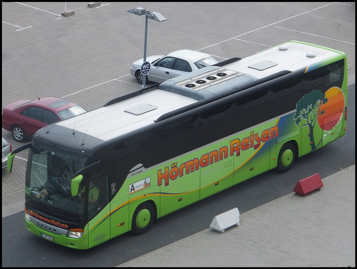 Setra 416 GT-HD von H�rmann Reisen aus Deutschland im Stadthafen Sassnitz.