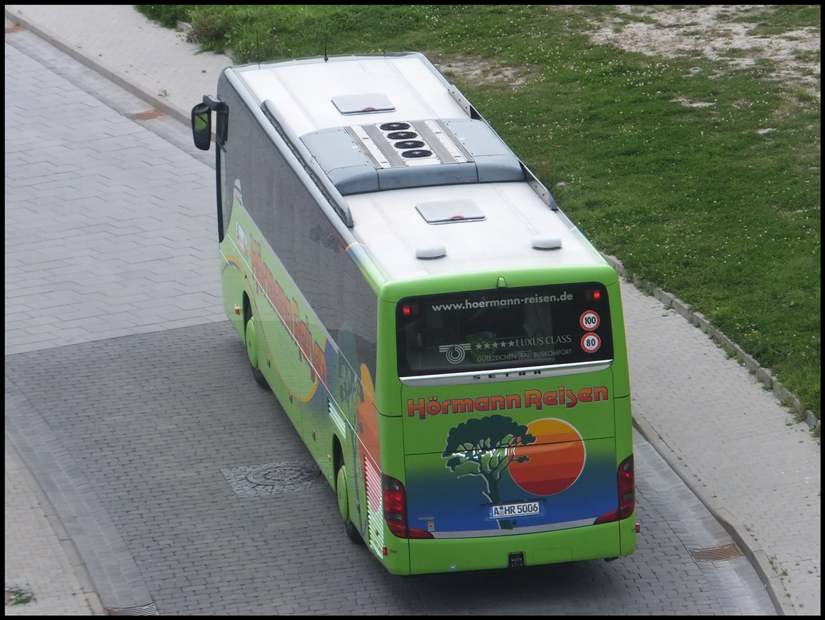 Setra 416 GT-HD von H�rmann Reisen aus Deutschland im Stadthafen Sassnitz.