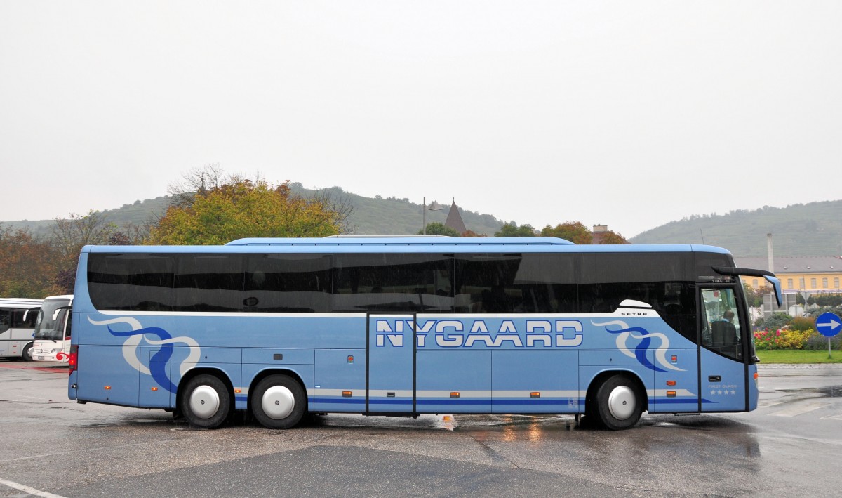 Setra 416 GT-HD von Nygaard aus D�nemark am 11.9.2014 in Krems gesehen.