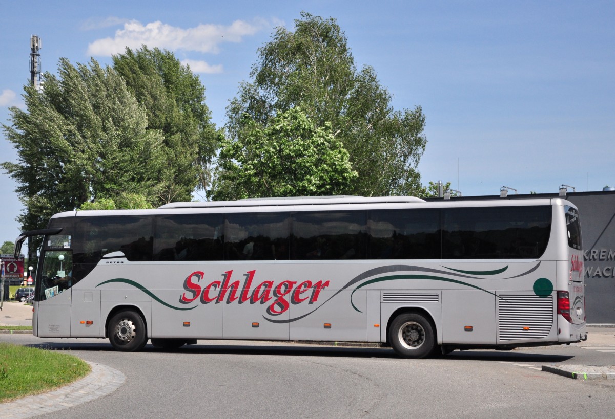 Setra 416 GT-HD von Schlager Reisen aus �sterreich im Mai 2015 in Krems.