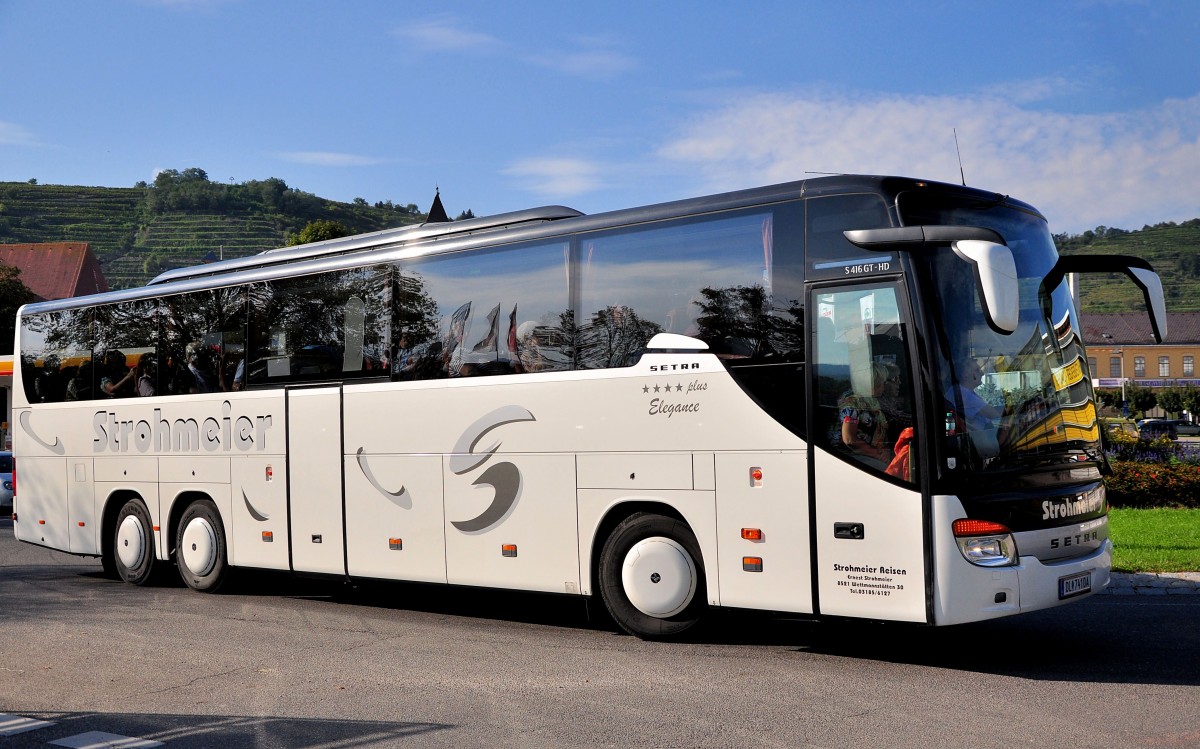 Setra 416 GT-HD von Strohmeier Reisen aus �sterreich am 18.9.2014 in Krems gesehen.