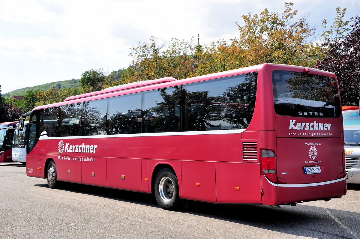 Setra 416 GT von Kerschner Reisen aus Nieder�sterreich in Krems gesehen.