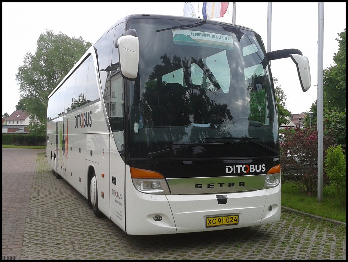 Setra 416 HDH von DitoBus aus D�nemark in Bergen.