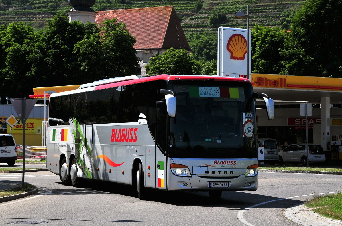SETRA 417 GT-HD von BLAGUSS / �sterreich am 9.7.2013 in Krems an der Donau.