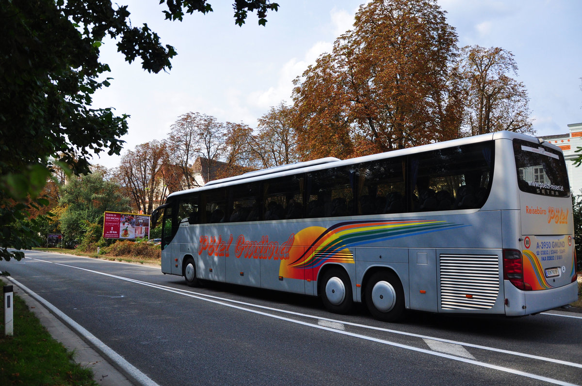 Setra 417 GT-HD von P�lzl Reisen aus �sterreich in Krems.