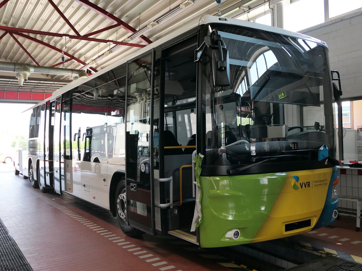 Setra 418 LE Business der VVR in Stralsund.