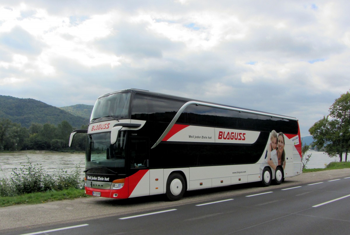 SETRA 431 DT von BLAGUSS Reisen aus Wien im September 2013 in der Wachau/Nieder�sterreich gesehen.