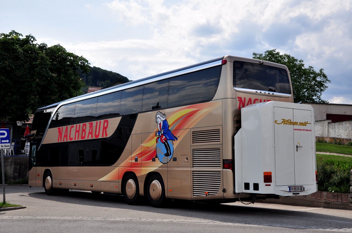Setra 431 DT von Nachbaur Reisen aus �sterreich im Mai 2015 bei Krems gesehen.