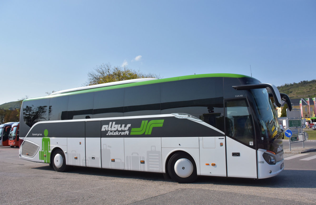 Setra 515 HD von Albus Salzkraft Reisen aus �sterreich 2017 in Krems.