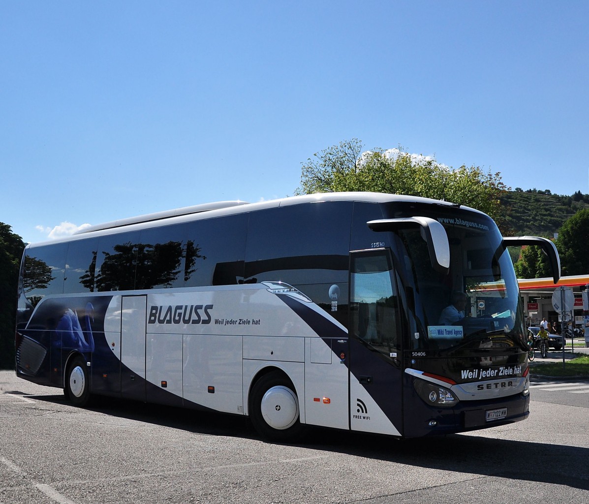 Setra 515 HD von Blaguss Reisen aus �sterreich am 6.Juli 2104 in Krems gesehen.