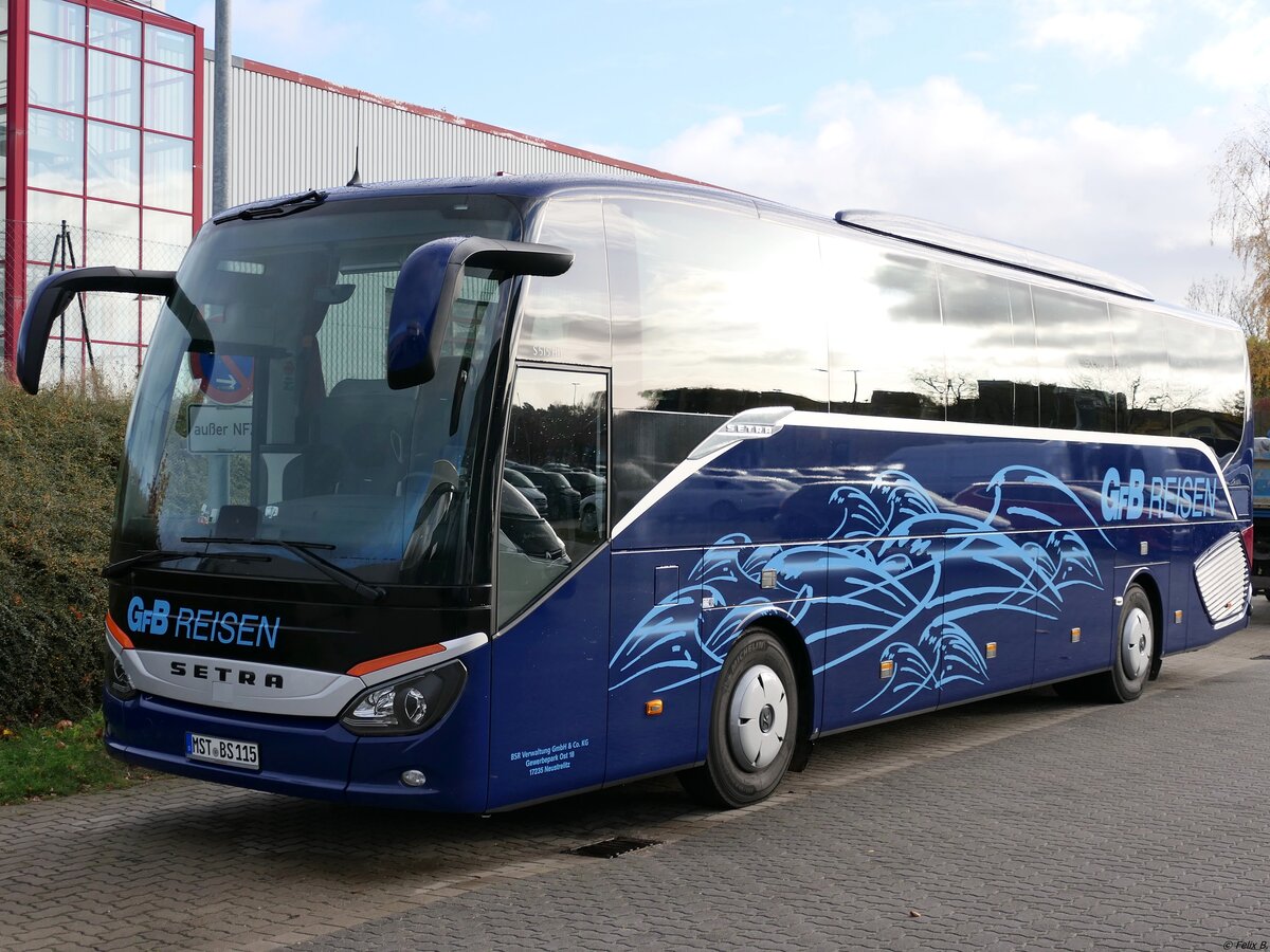 Setra 515 HD von GFB-Reisen aus Deutschland in Neubrandenburg. 