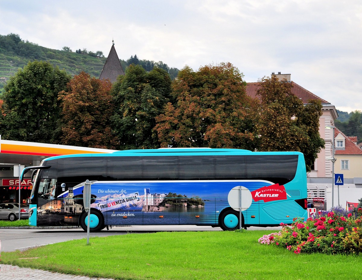 Setra 515 HD von Kastler Reisen aus �sterreich am 20.9.2014 in Krems unterwegs.