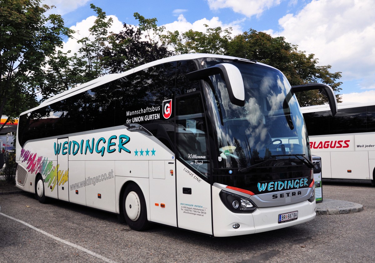 Setra 515 HD von Reichinger Reisen aus �sterreich im Juni 2015 in Krems.