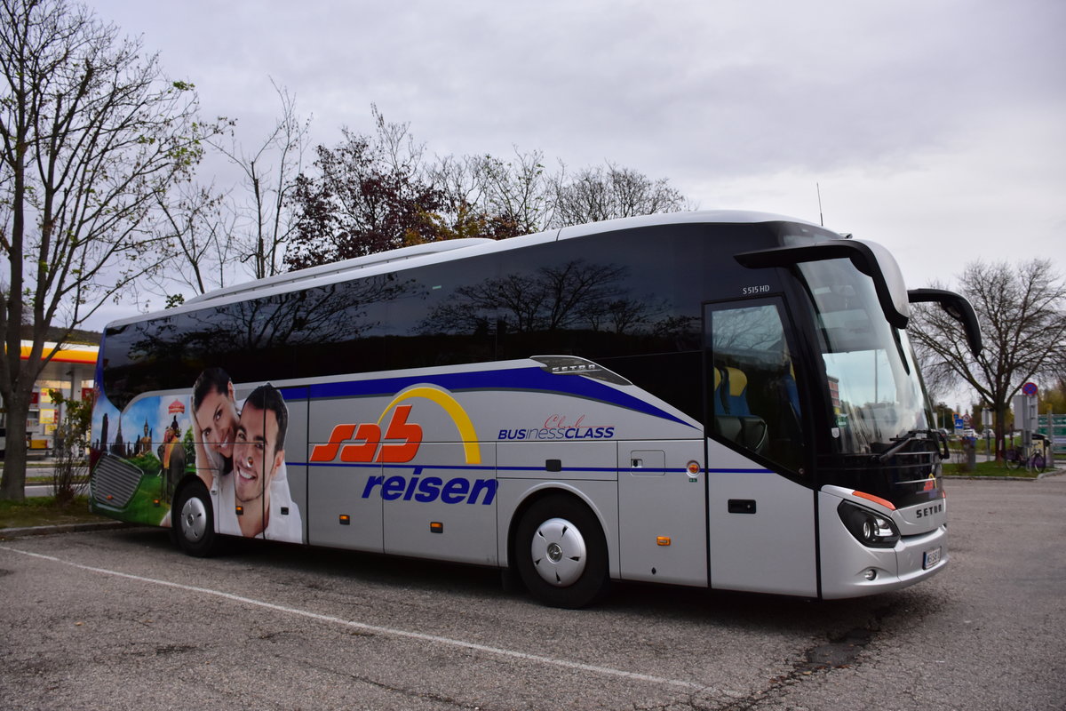 Setra 515 HD von SAB Reisen aus �sterreich in Krems.