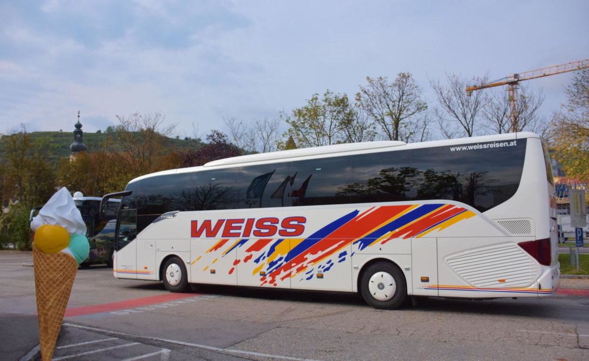 Setra 515 HD von Weiss Reisen aus �sterreich 2017 in Krems.