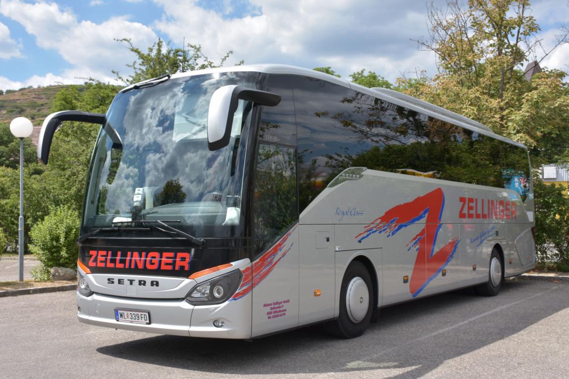 Setra 515 HD von Zellinger Reisen aus Ober�sterreich 06/2017 in Krems.