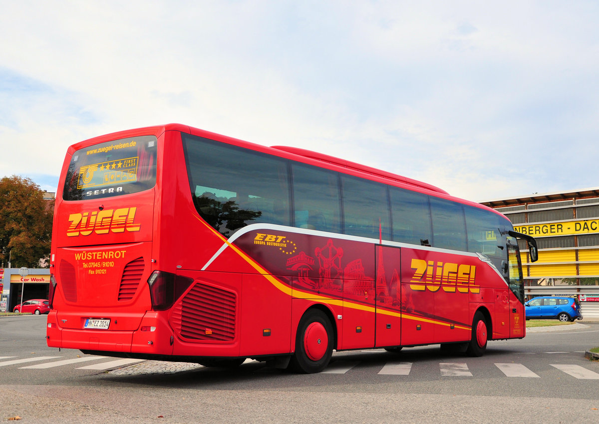 Setra 515 HD von Z�gel Reisen aus der BRD in Krems gesehen.