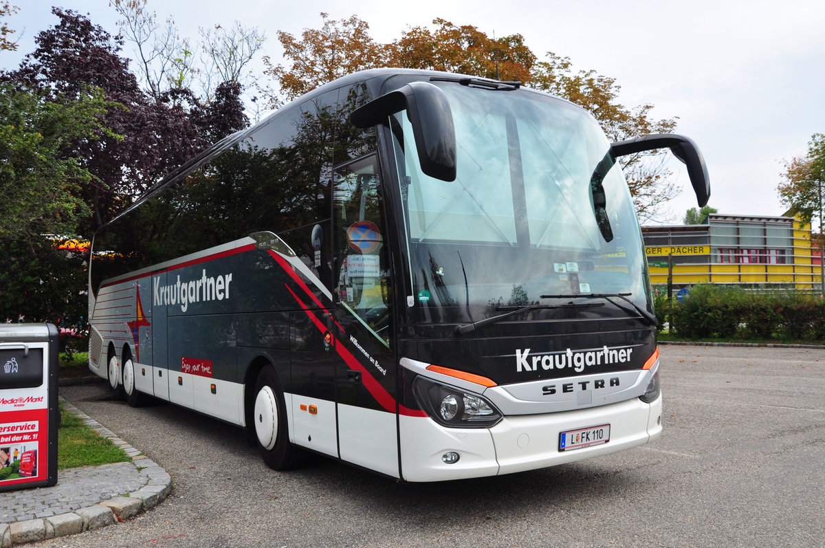 Setra 516 HD von Krautgartner Reisen aus �sterreich in Krems gesehen.