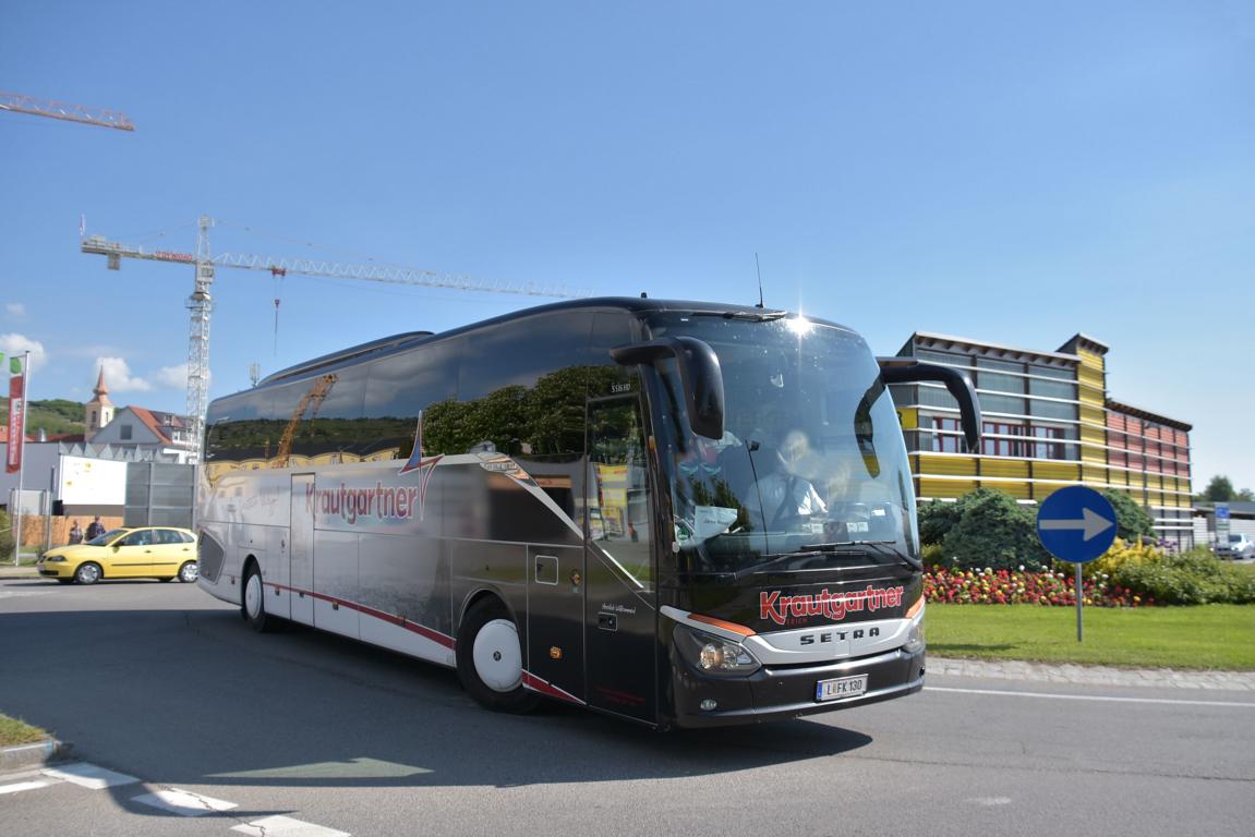 Setra 516 HD von Krautgartner Reisen aus �sterreich in Krems.