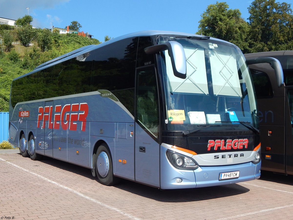 Setra 516 HD von Pfleger aus Österreich im Stadthafen Sassnitz.