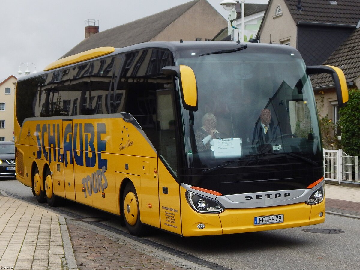 Setra 516 HD von Schlaube aus Deutschland in Sassnitz.