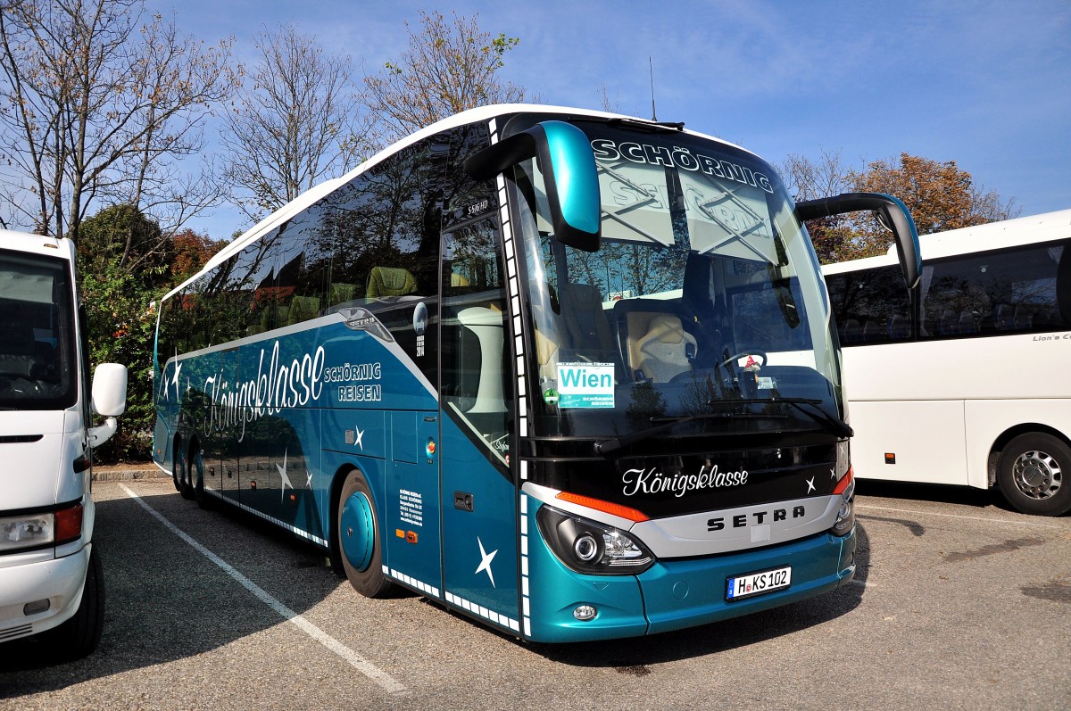 Setra 516 HD von Sch�rnig Reisen aus der BRD am 24.9.2014 in Krems.