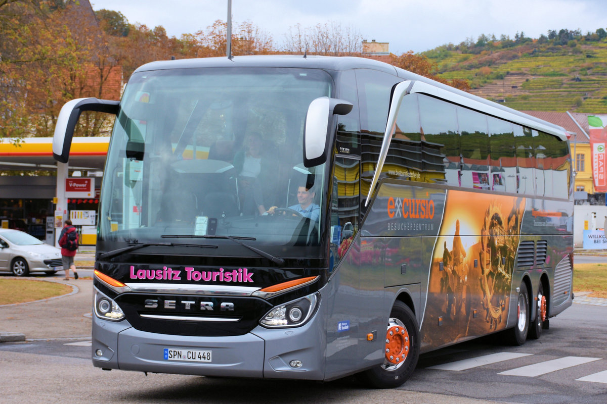 Setra 516 HDH von der Bustouristik STECHER aus der BRD in Krems.