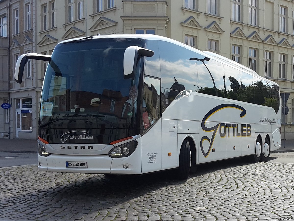Setra 517 HD von Gottlieb aus Deutschland in Stralsund. 