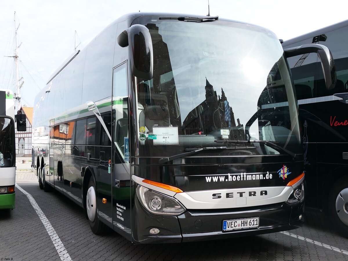 Setra 517 HD von Höffmann Touristik aus Deutschland in Stralsund.