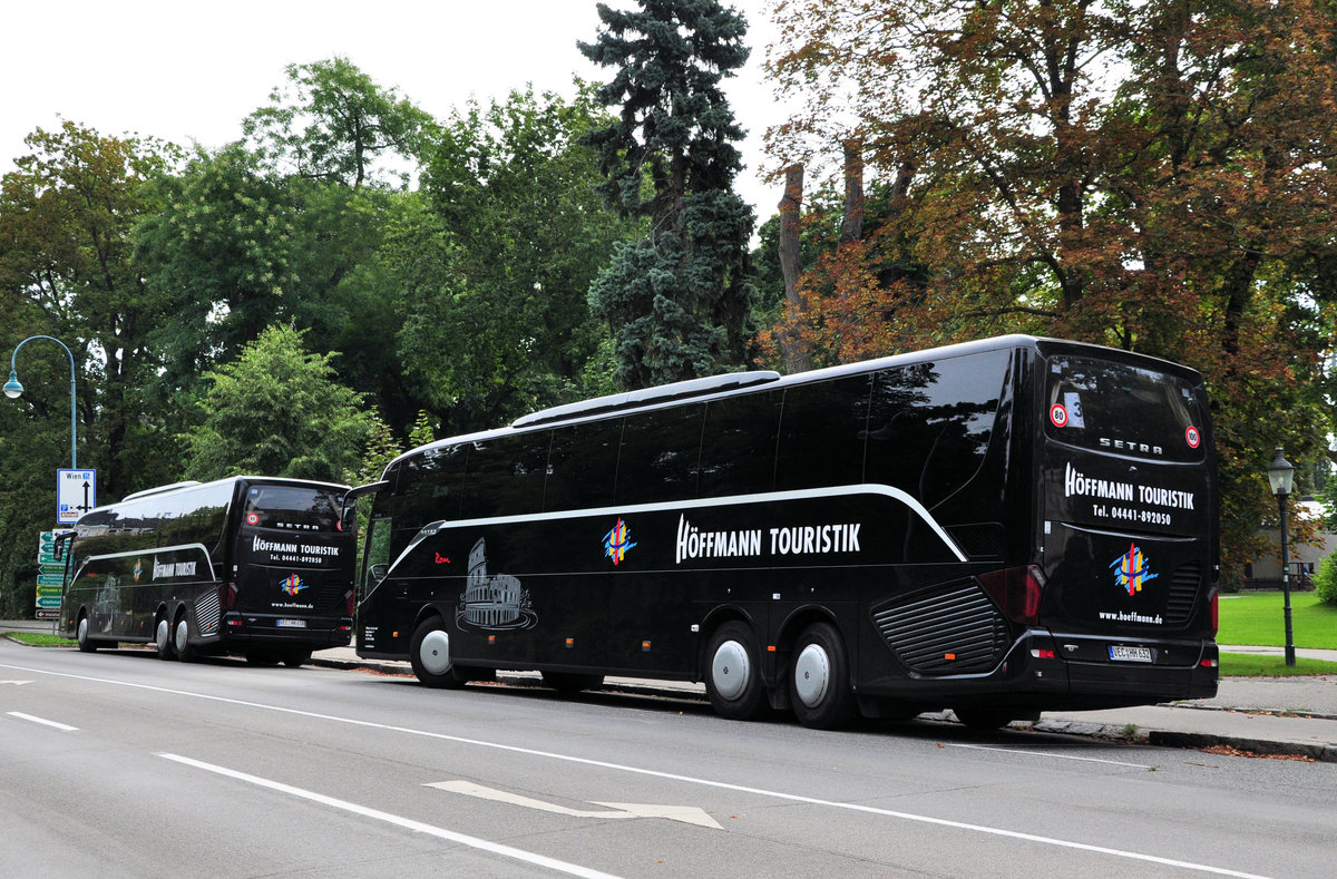 Setra 517 HD  Rom  von H�ffmann Reisen aus der BRD in Krems gesehen.