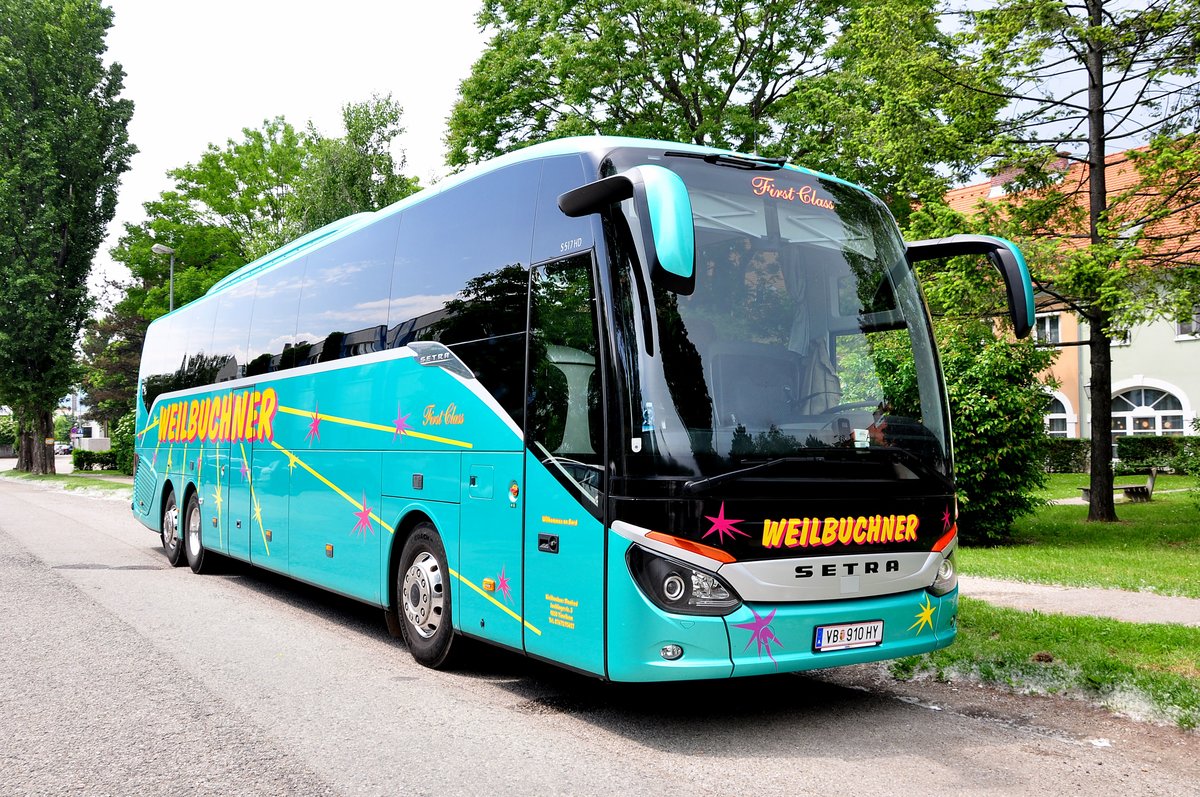 Setra 517 HD von Weilbuchner Reisen aus �sterreich in Krems gesehen.