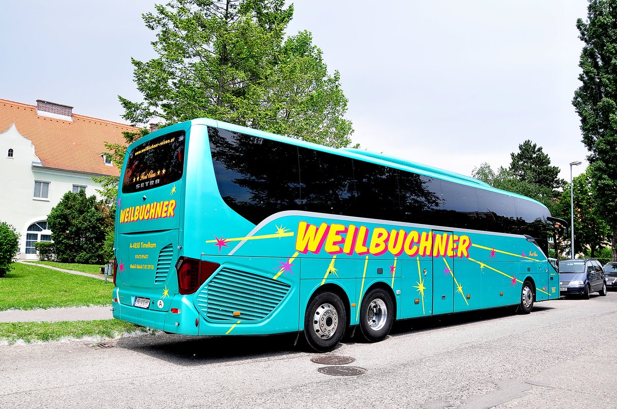 Setra 517 HD von Weilbuchner Reisen aus �sterreich in Krems gesehen.