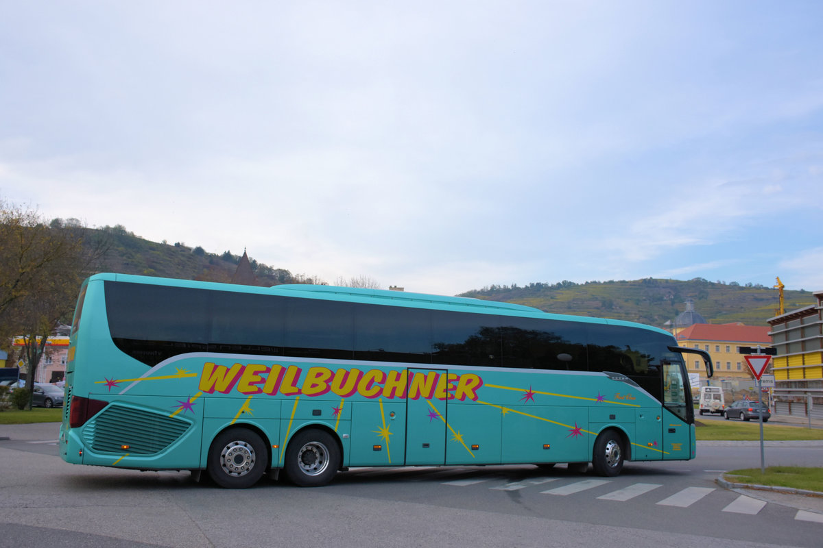 Setra 517 HD von WEILBUCHNER Reisen aus �sterreich in Krems.