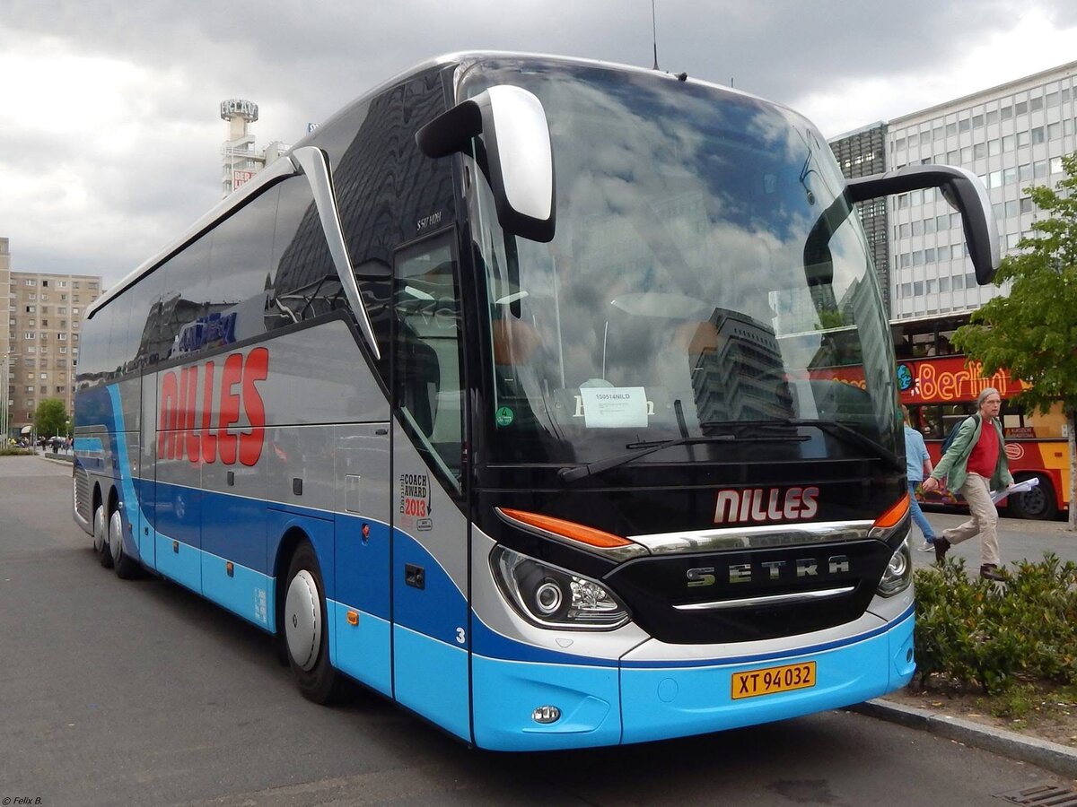 Setra 517 HDH von Nilles aus Dänemark in Berlin.