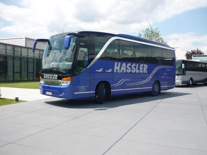 Setra S 411 HD der Fa. Hassler aus B�blingen in Sindelfingen