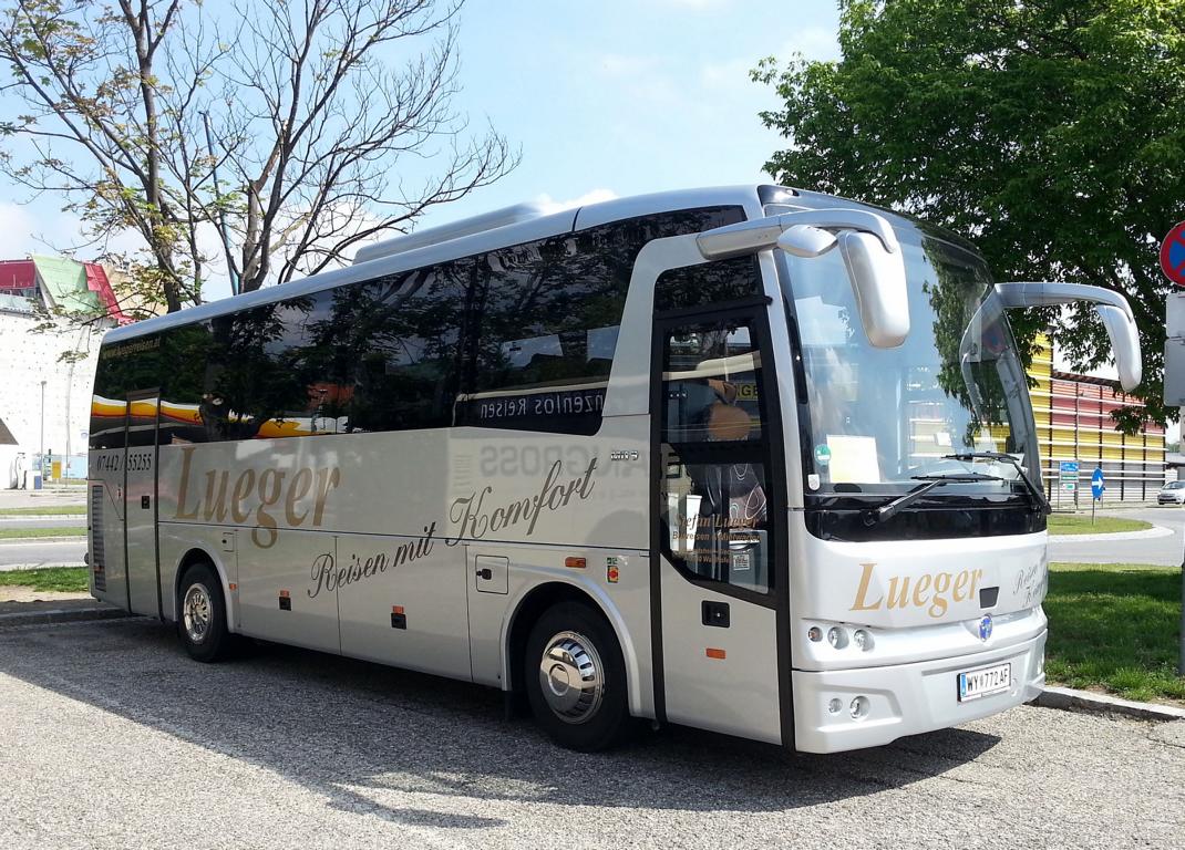 Temsa MD9 von Lueger Reisen aus �sterreich im Mai 2018 in Krems.