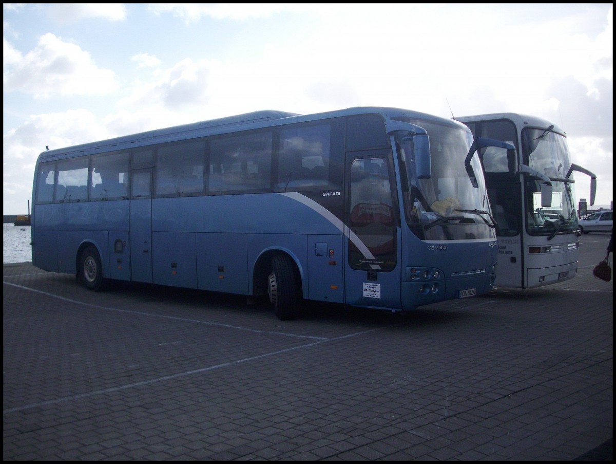 Temsa Safari HD von Maa� Reisen aus Deutschland im Stadthafen Sassnitz.