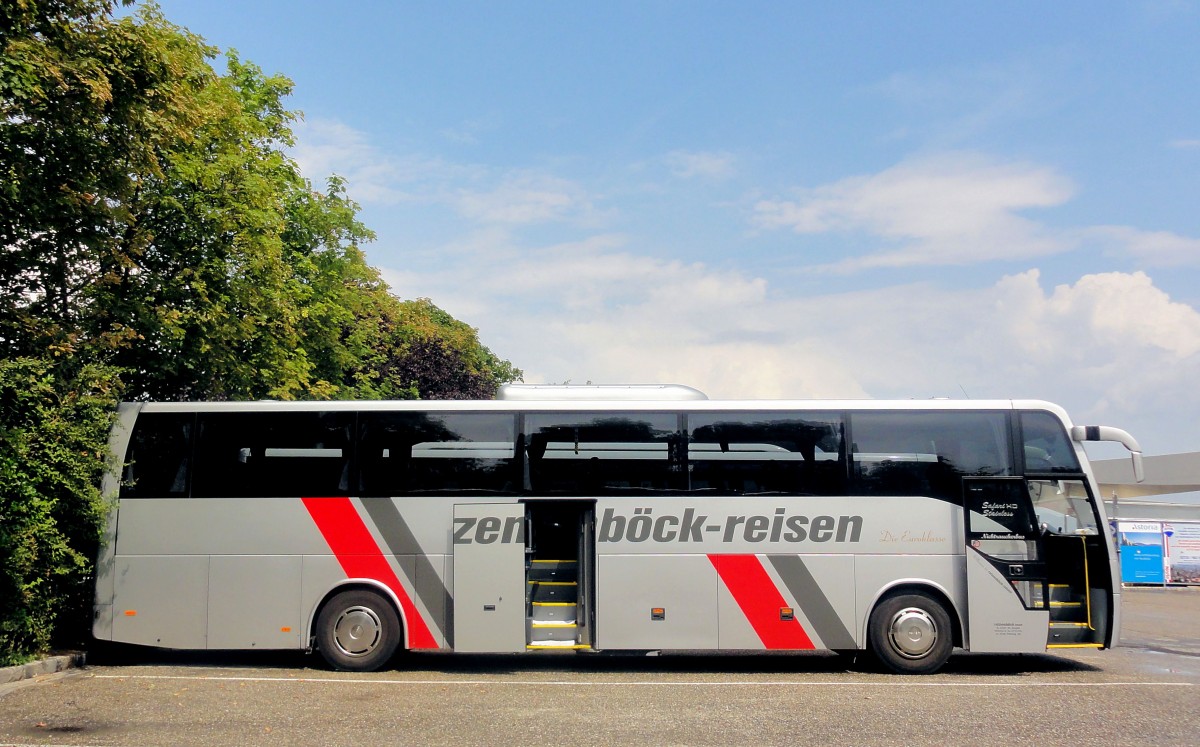 TEMSA SAFARI HD Stainless von RATZENB�CK/�sterreich am 6.7.2013 in Krems.
