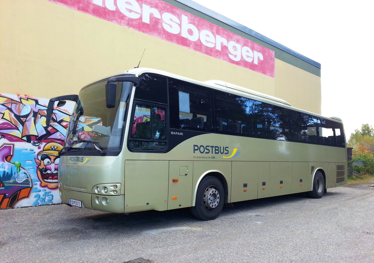 Temsa Safari Postbus von den �BB in Krems.