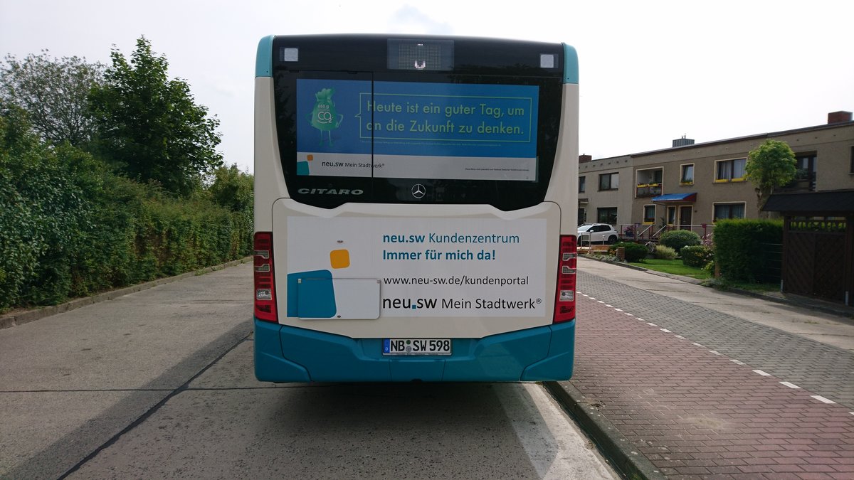 ....und das Heck vom neusten Citaro NB SW 598 der im Juni angeschafft wurde, noch mit der eigen Werbung am Heck f�r die Stadtwerke und die Kampagne f�r das umsteigen auf den Bus 
Juni 2017 