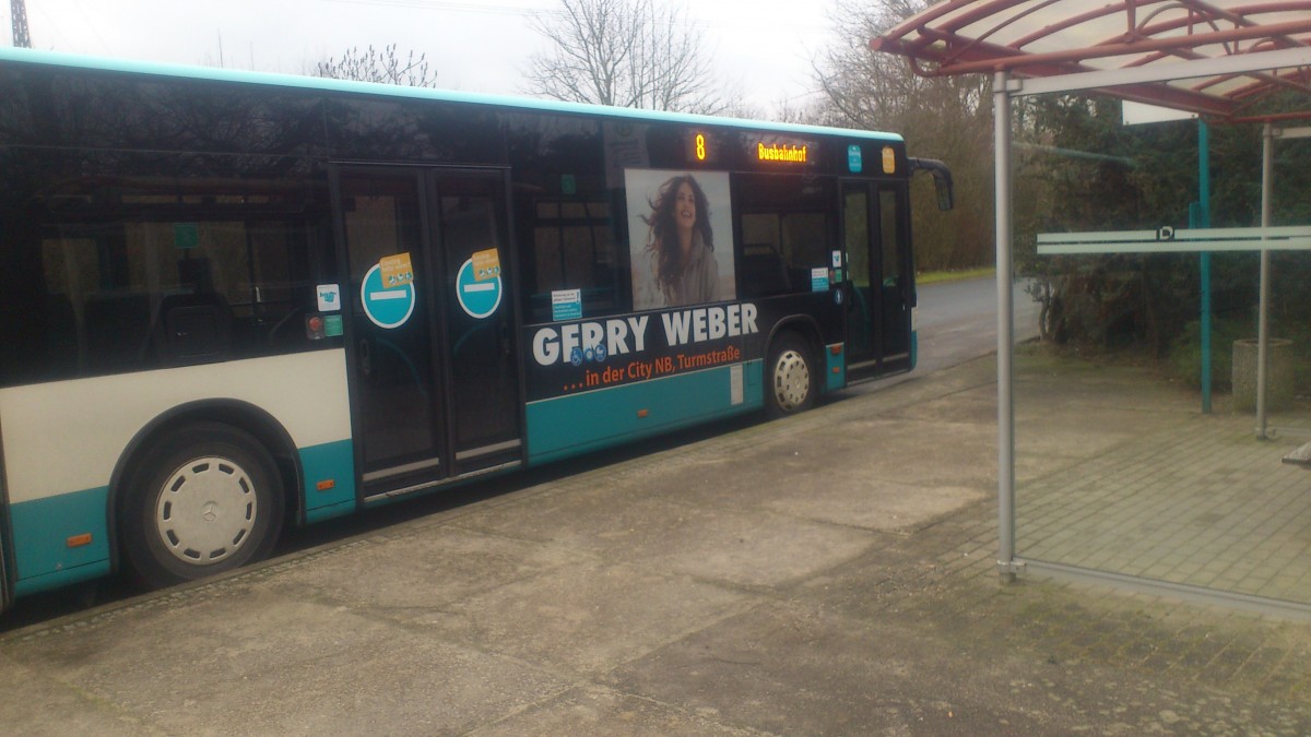 ....und noch die rechte Seite vom Citaro NB SW 586 mit seiner aktuellen Werbung f�r Gerry Weber 