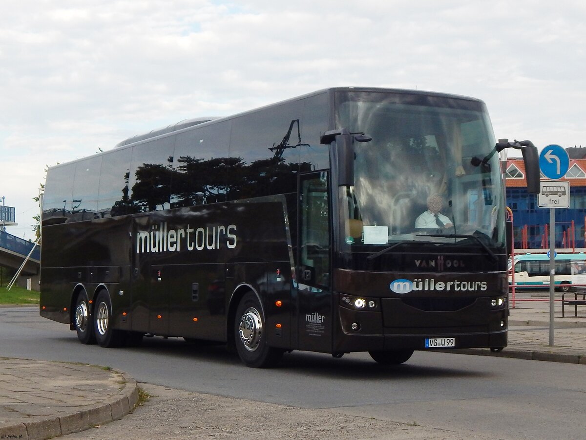 Van Hool EX17 von Müller Tours aus Deutschland in Neubrandenburg.